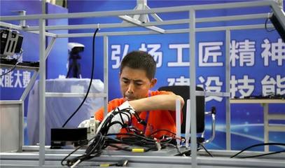 德陽五名技能人才榮獲“四川省技術能手”稱號，最年輕者23歲凸顯實踐教學平臺成效